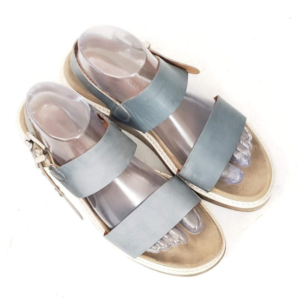 💙🤍 Aquatalia Leather Sandals - Size 9.5 🤍💙